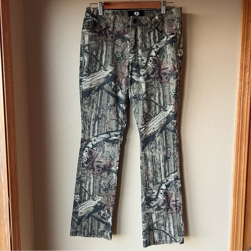 VTG Streetwear Women’s 6 Faded Mossy Oak Camouflage Flared Wide Leg Hunt Pants